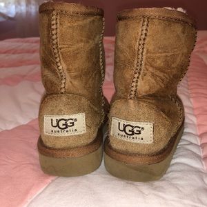 Toddler UGG boots - size 7 toddler